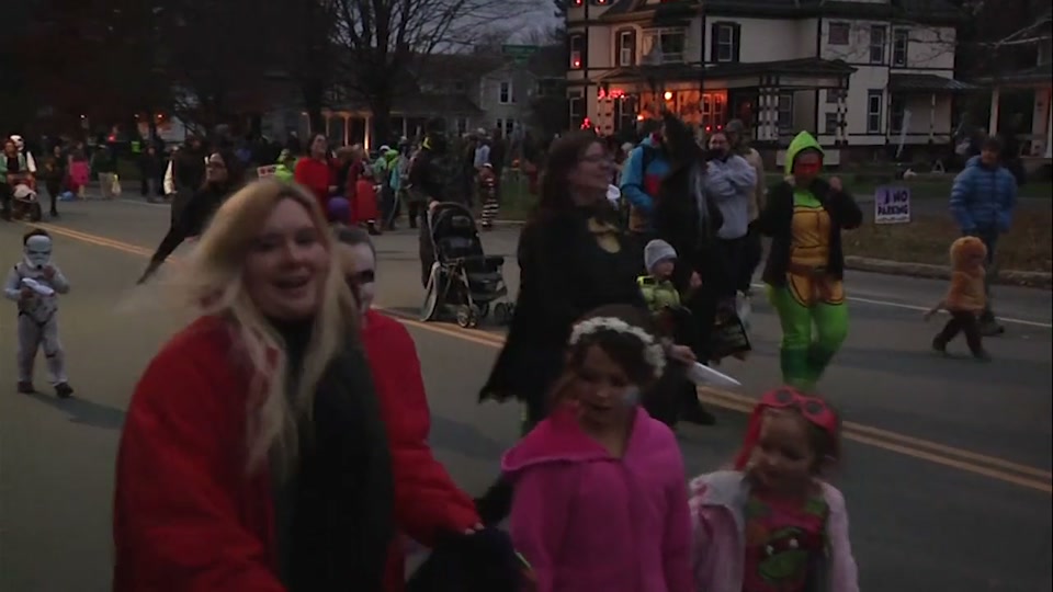 St. Johnsbury Halloween Parade 2016