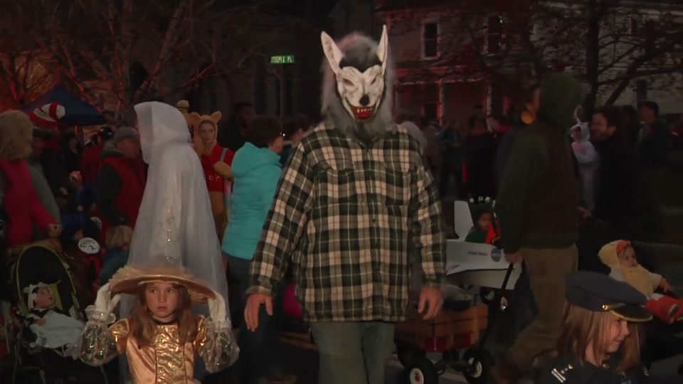 St. Johnsbury Halloween Parade 2017